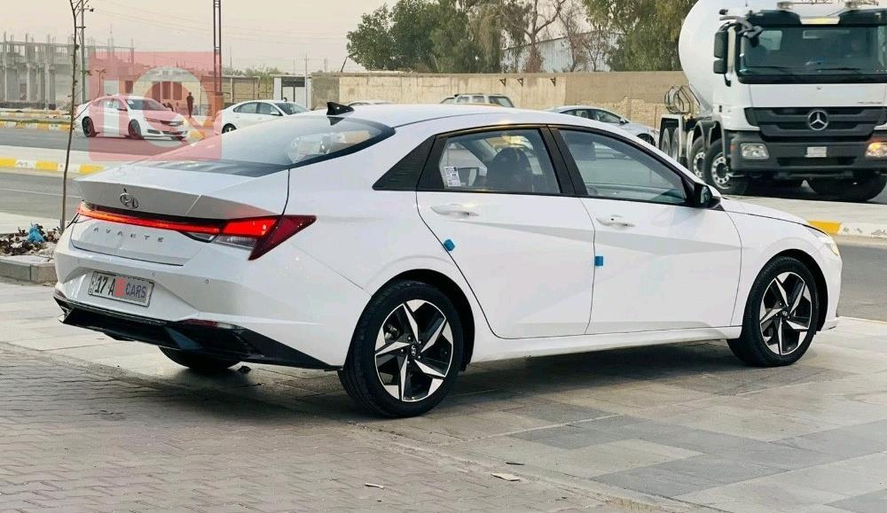 هیوندای ئەلەنترا